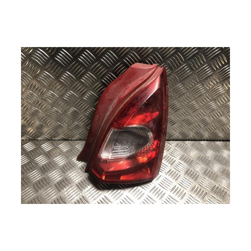Feu arriere principal droit (feux) RENAULT TWINGO 2 PHASE 2 d’occasion