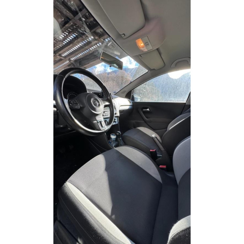 Panneau de porte arriere droit VOLKSWAGEN POLO 5 PHASE 1 d’occasion