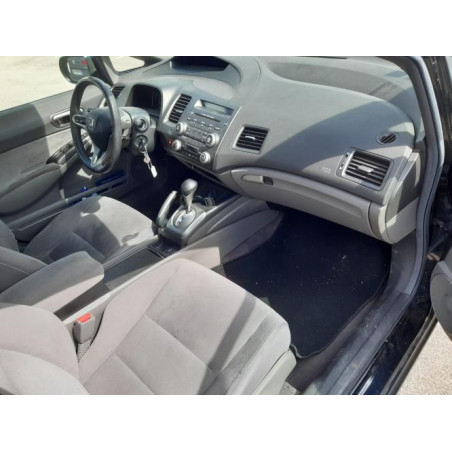 Panneau de porte avant gauche HONDA CIVIC 8 PHASE 2 d’occasion