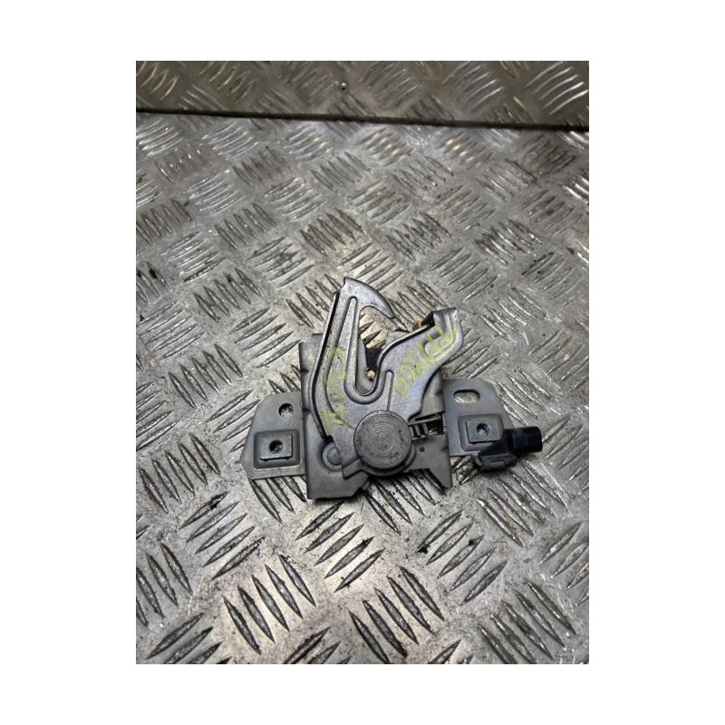 Serrure de capot VOLVO C 30 PHASE 2 d’occasion