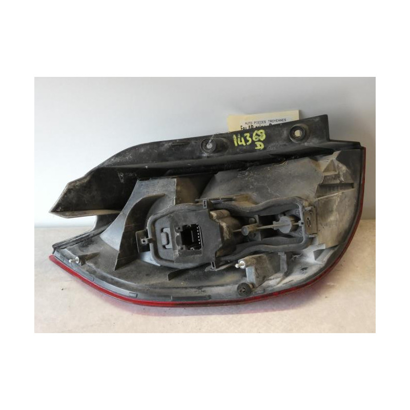 Feu arriere principal droit (feux) RENAULT SCENIC 2 PHASE 2 d’occasion