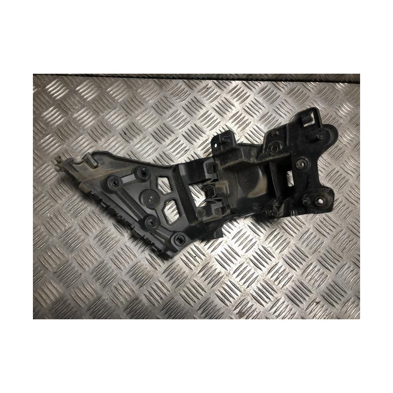 Support de pare chocs arriere RENAULT CLIO 4 PHASE 1 d’occasion