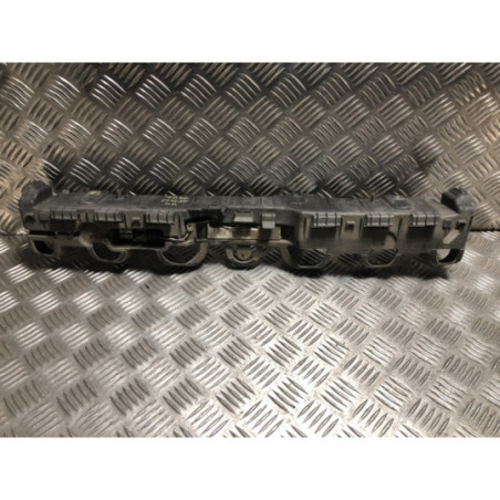 Support de pare chocs arriere RENAULT CLIO 4 PHASE 1 d’occasion