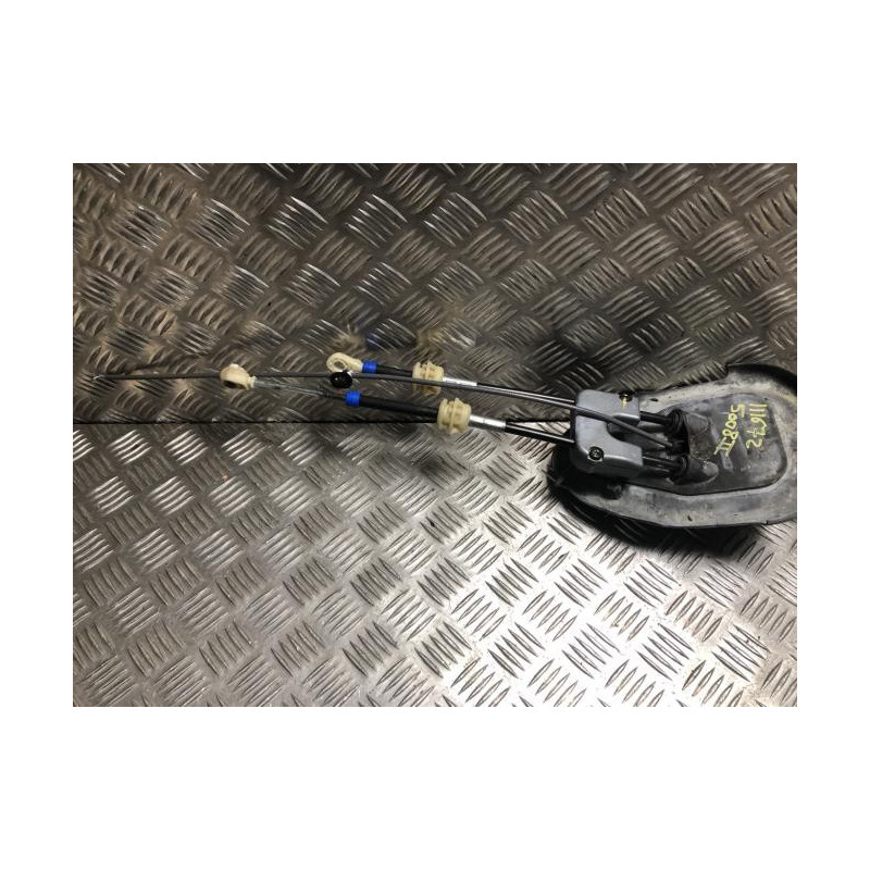Cable levier de vitesses PEUGEOT 5008 2 PHASE 2 d’occasion