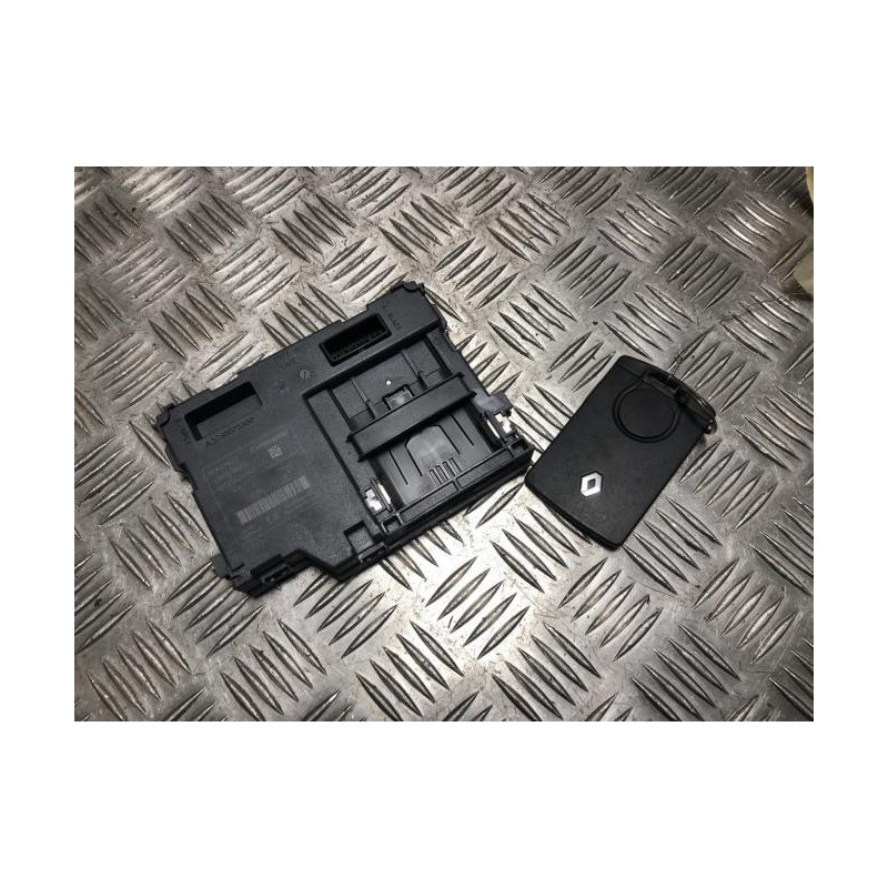Lecteur de carte (neiman) RENAULT CLIO 4 PHASE 1 d’occasion