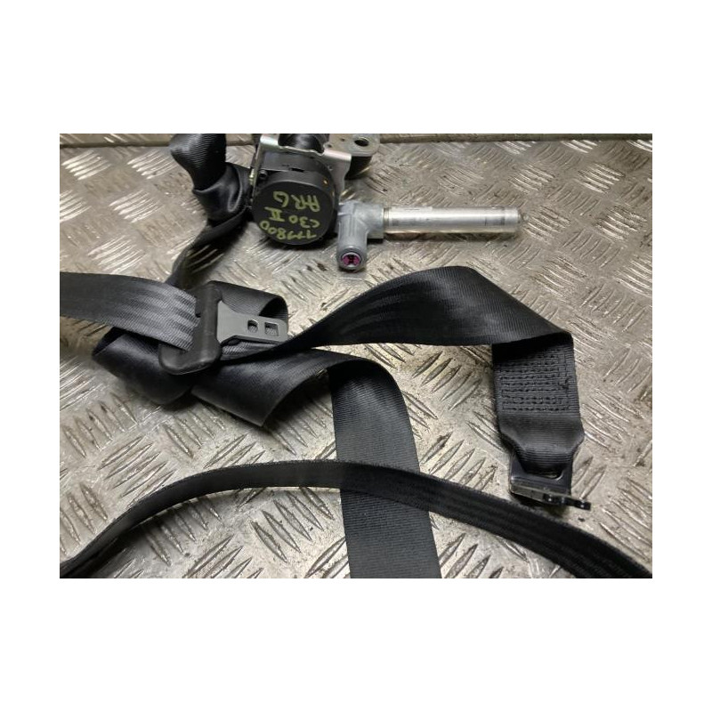 Ceinture arriere gauche VOLVO C 30 PHASE 2 d’occasion
