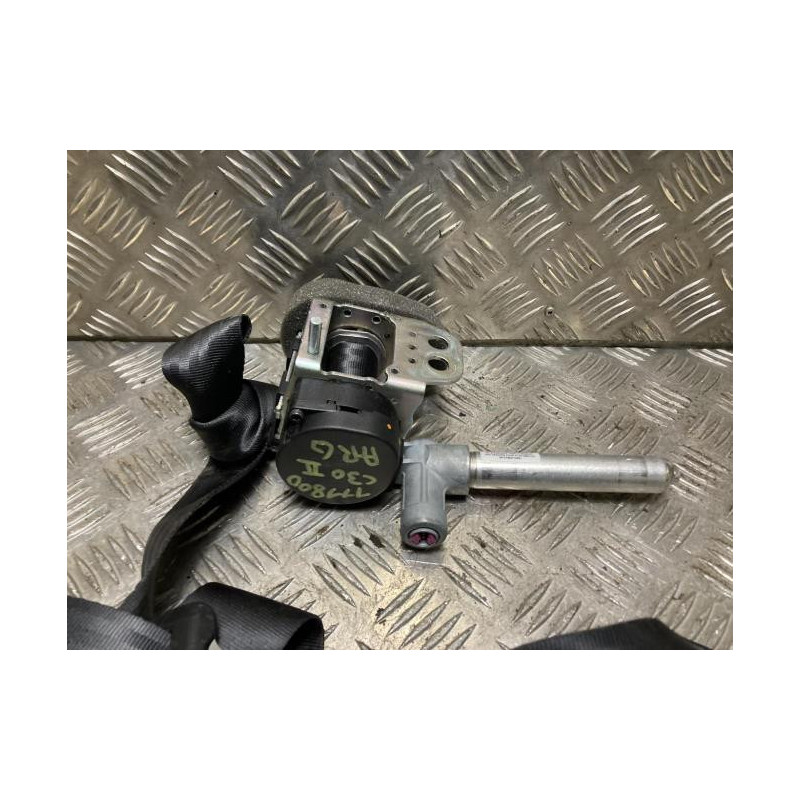 Ceinture arriere gauche VOLVO C 30 PHASE 2 d’occasion