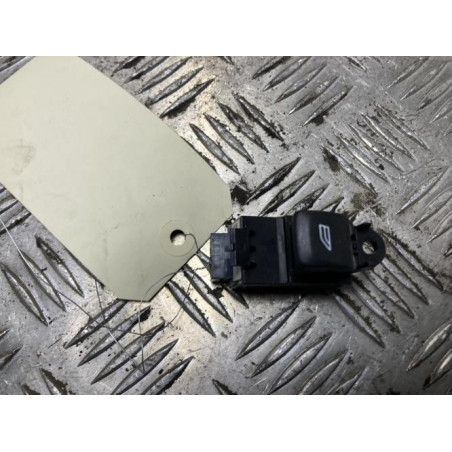 Interrupteur de leve vitre avant droit VOLVO C 30 PHASE 2 d’occasion