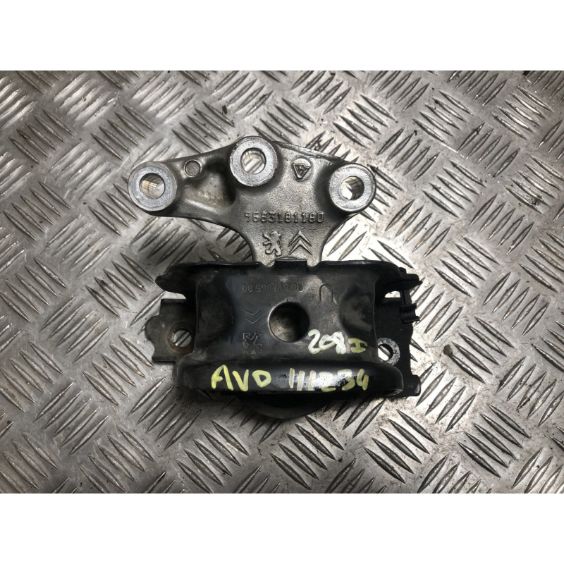 Support moteur droit PEUGEOT 208 1 PHASE 1 d’occasion