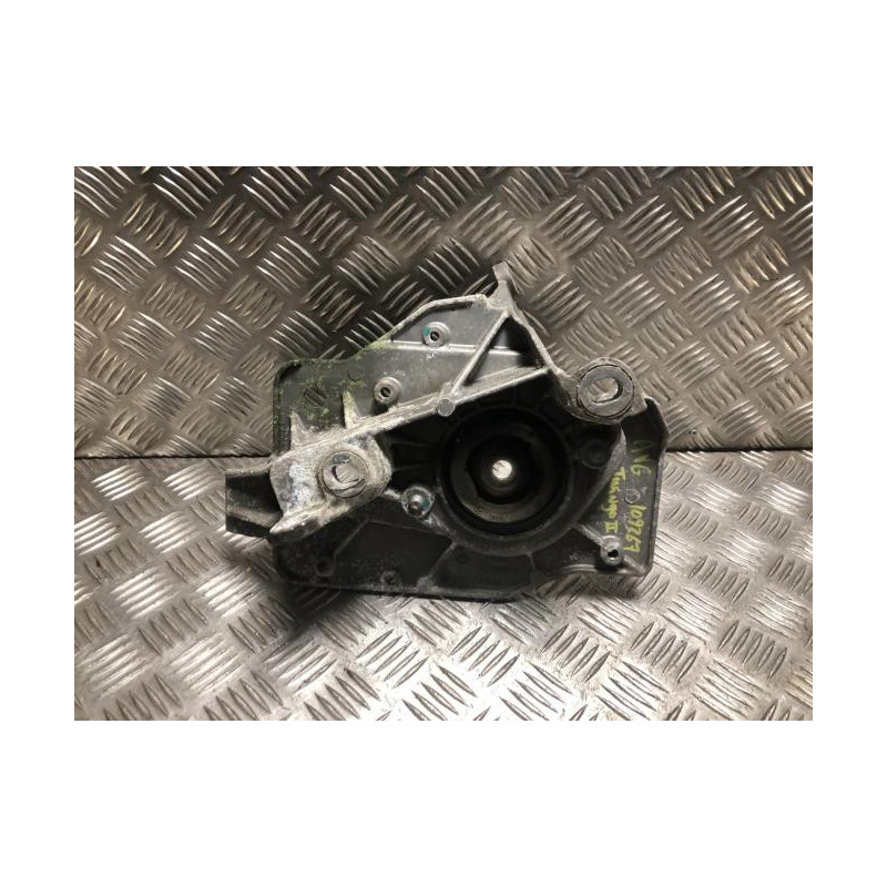Support moteur gauche RENAULT TWINGO 2 PHASE 1 d’occasion