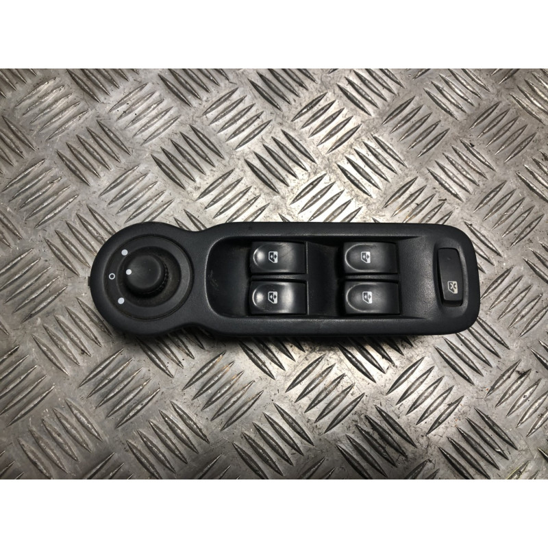 Interrupteur de leve vitre avant gauche RENAULT GRAND MODUS PHASE 2 d’occasion