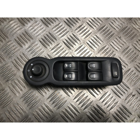 Interrupteur de leve vitre avant gauche RENAULT GRAND MODUS PHASE 2 d’occasion
