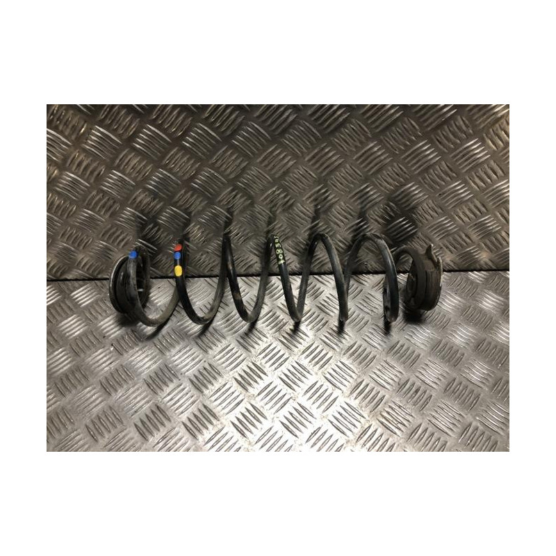 Ressort de suspension arriere gauche CITROEN C4 3 d’occasion