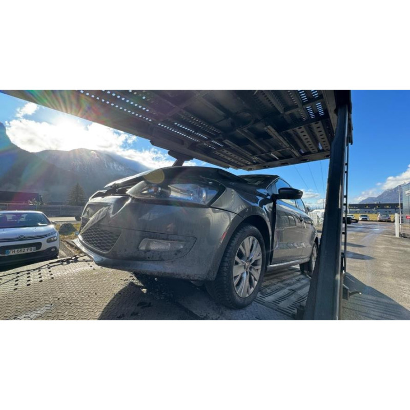 Boitier d'aide au stationnement VOLKSWAGEN POLO 5 PHASE 1 d’occasion