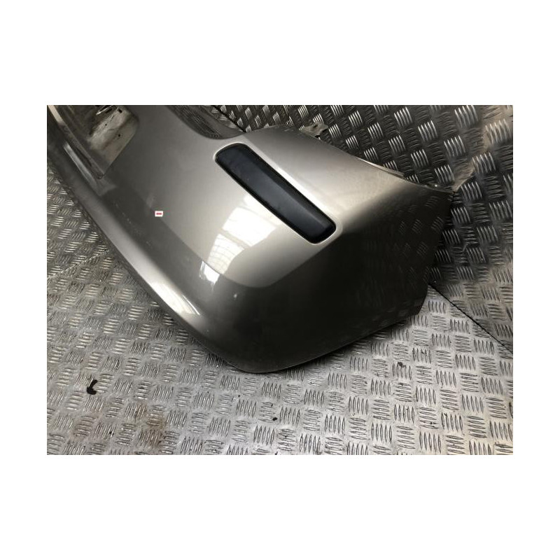Pare choc arriere RENAULT CLIO 3 PHASE 1 d’occasion