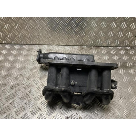 Collecteur d'admission RENAULT CLIO 2 PHASE 1 d’occasion