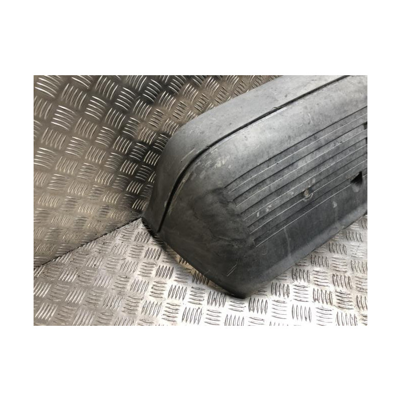 Pare choc arriere RENAULT SUPER 5 d’occasion