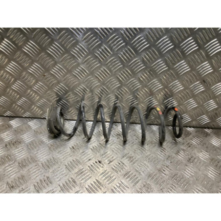 Ressort de suspension arriere PEUGEOT 2008 2 d’occasion