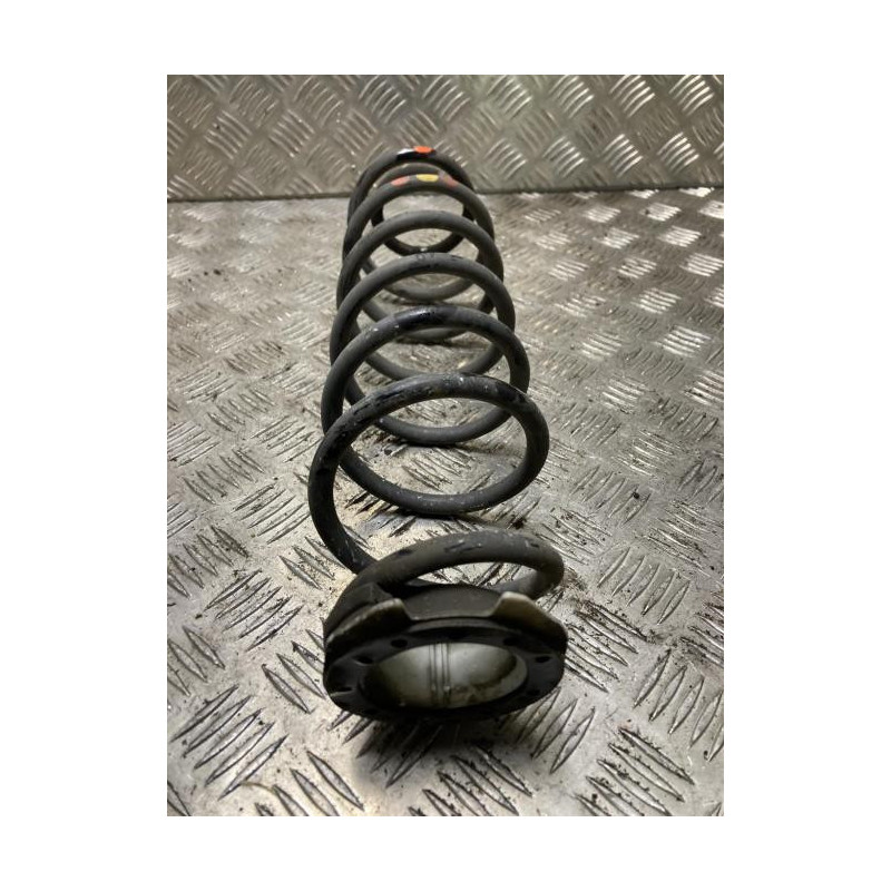 Ressort de suspension arriere PEUGEOT 2008 2 d’occasion