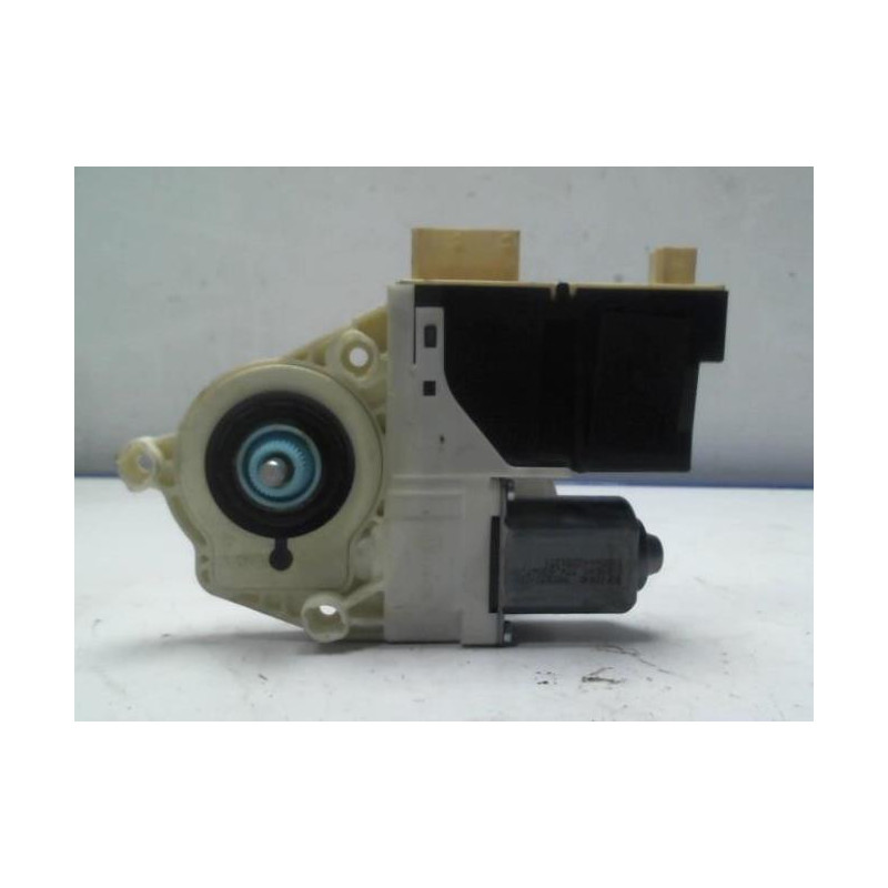 Moteur leve vitre avant droit CITROEN C4 1 PHASE 1 d’occasion