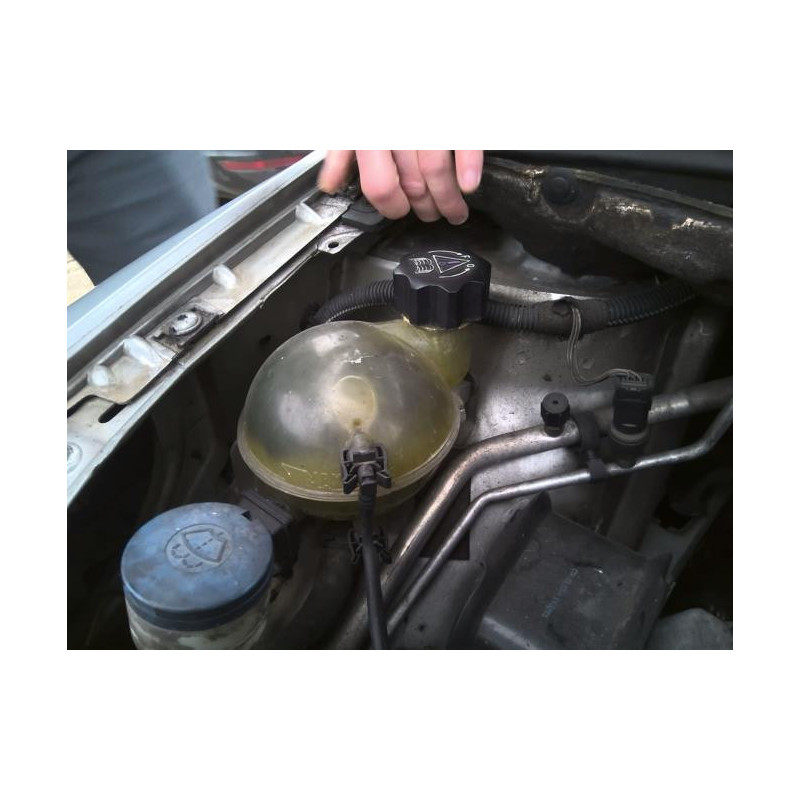 Platine feu arriere gauche PEUGEOT 307 PHASE 1 d’occasion