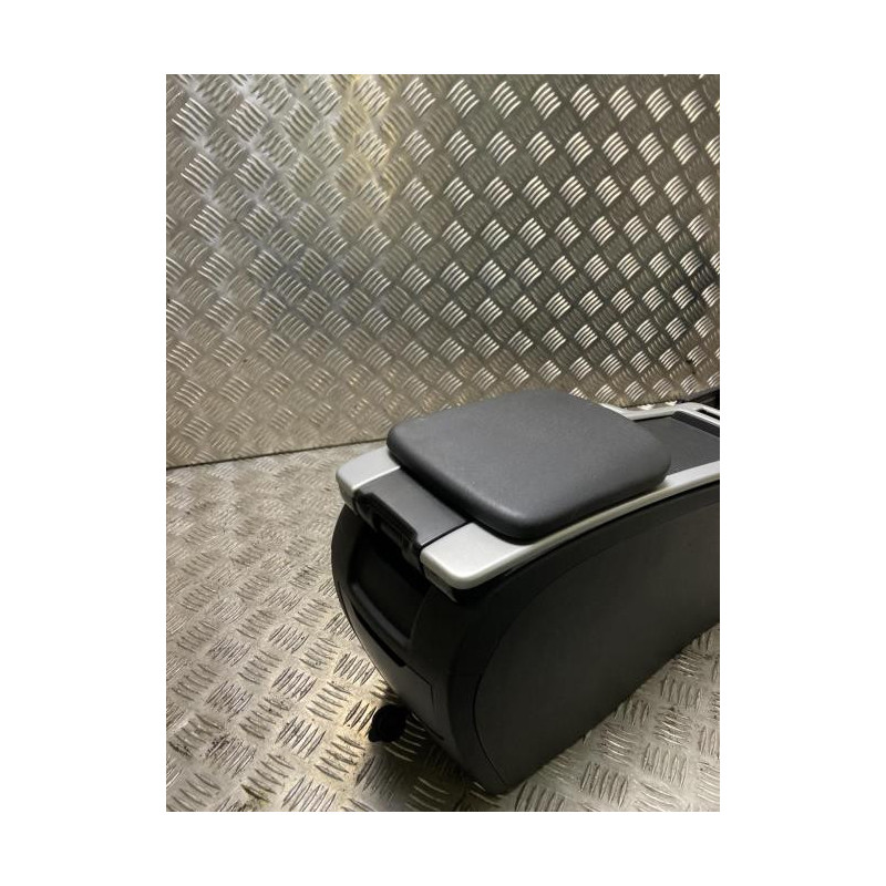 Console central (interieur plastique) VOLVO C 30 PHASE 2 d’occasion