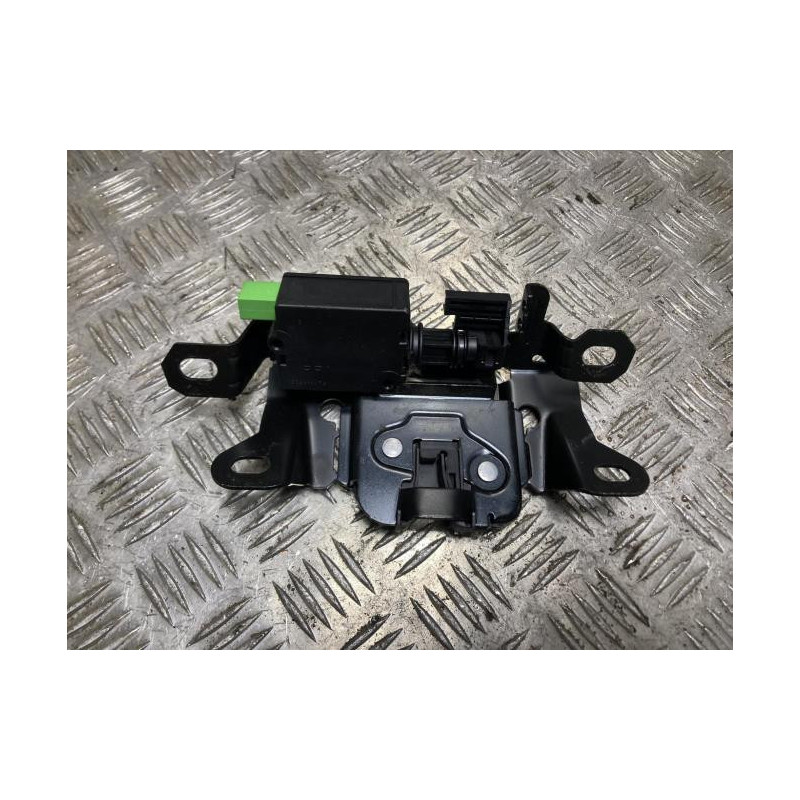 Serrure de coffre VOLVO C 30 PHASE 2 d’occasion