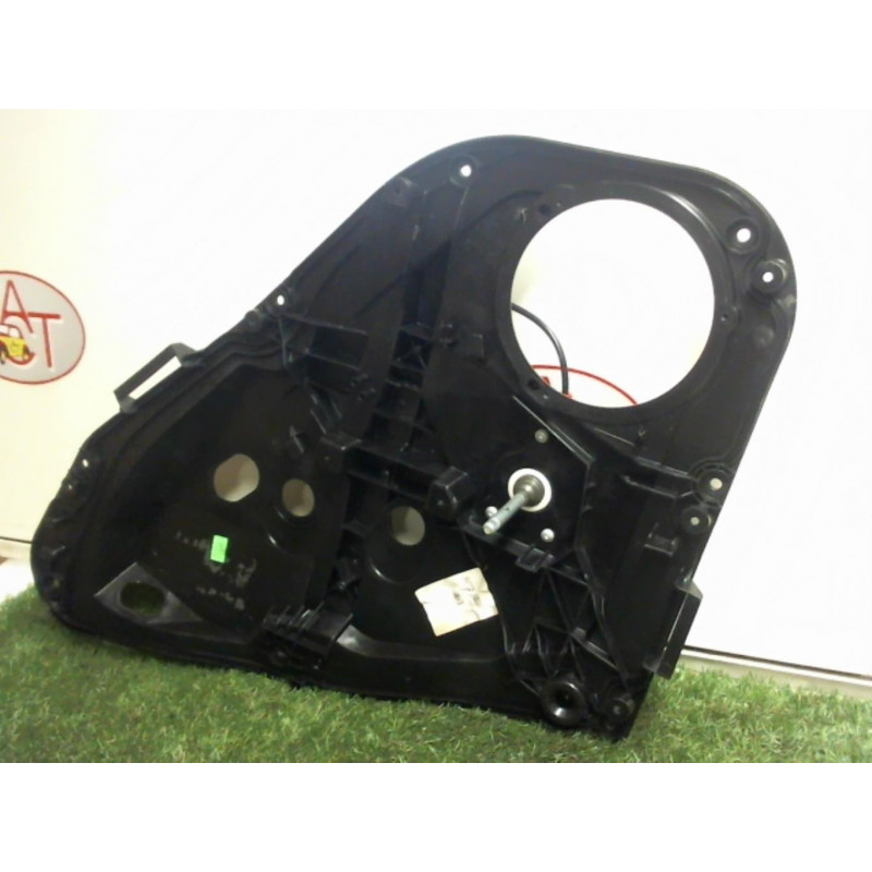 Leve vitre mecanique arriere droit FORD FIESTA VI d’occasion