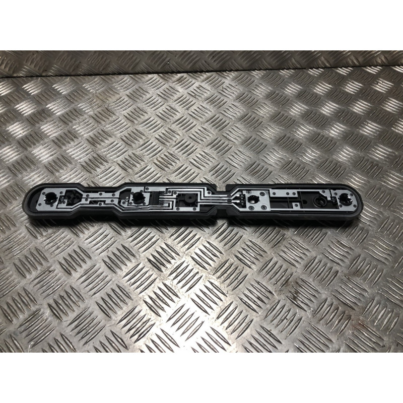 Platine feu arriere droit RENAULT MASTER 3 PHASE 1 d’occasion