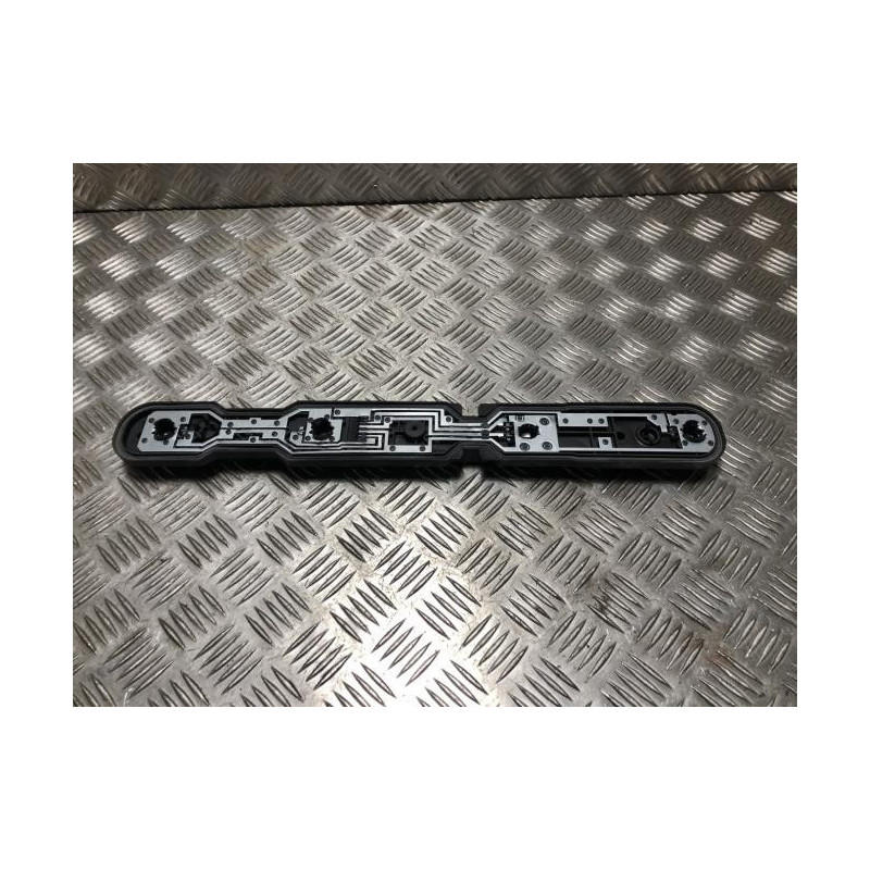 Platine feu arriere droit RENAULT MASTER 3 PHASE 1 d’occasion