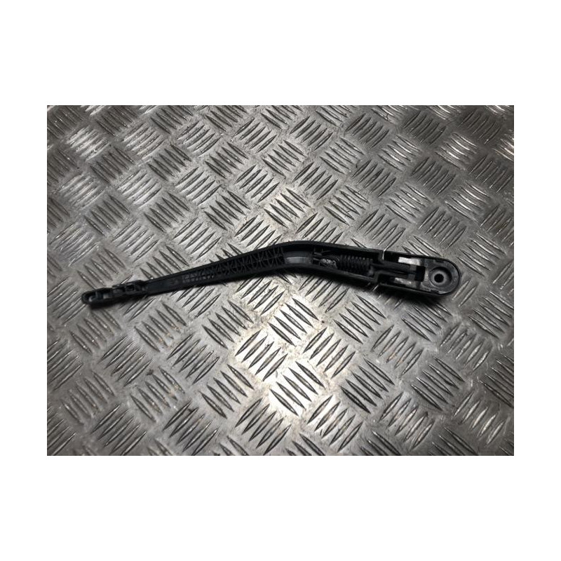 Bras essuie glace arriere BMW SERIE 1 F20 PHASE 1 d’occasion