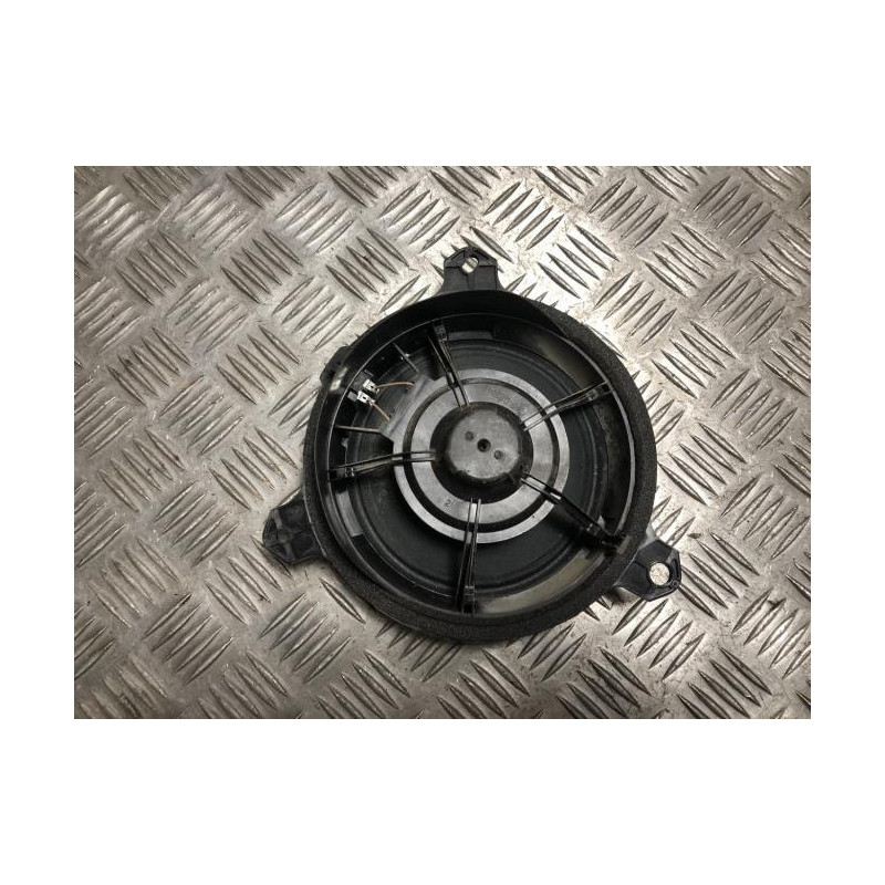 Haut parleur TOYOTA YARIS 4 d’occasion