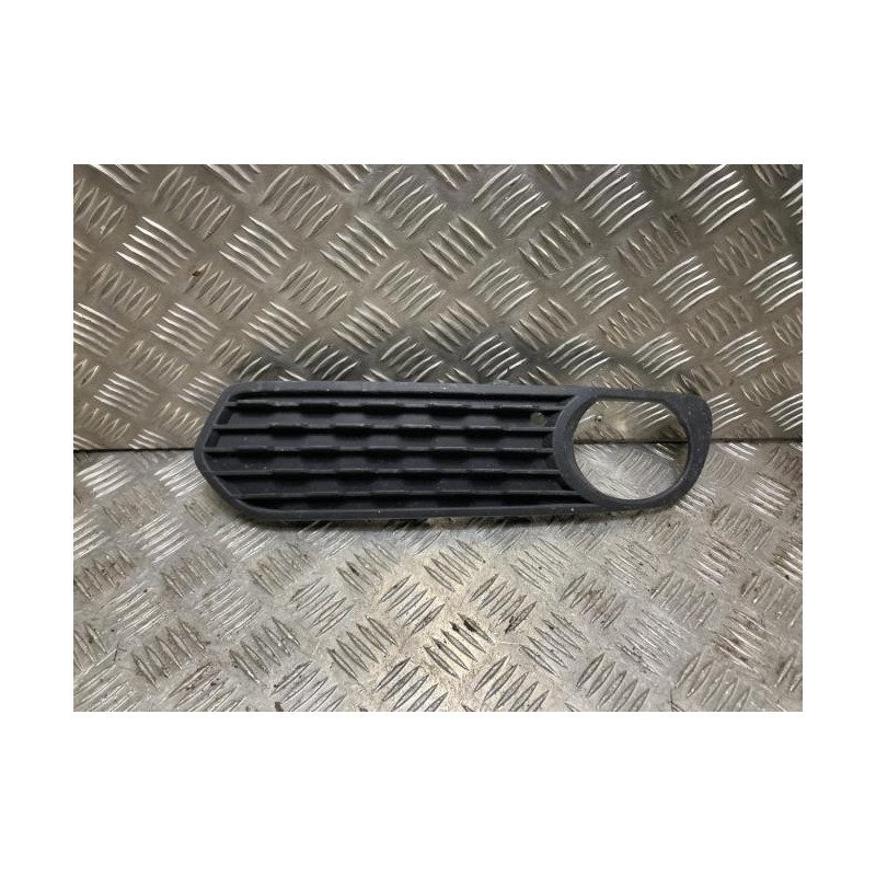 Enjoliveur anti brouillard BMW SERIE 1 F20 PHASE 1 d’occasion