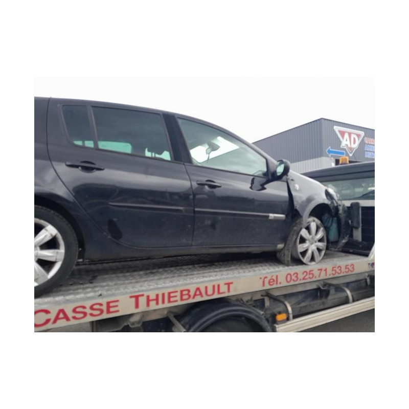 Support moteur gauche RENAULT CLIO 3 PHASE 2 d’occasion