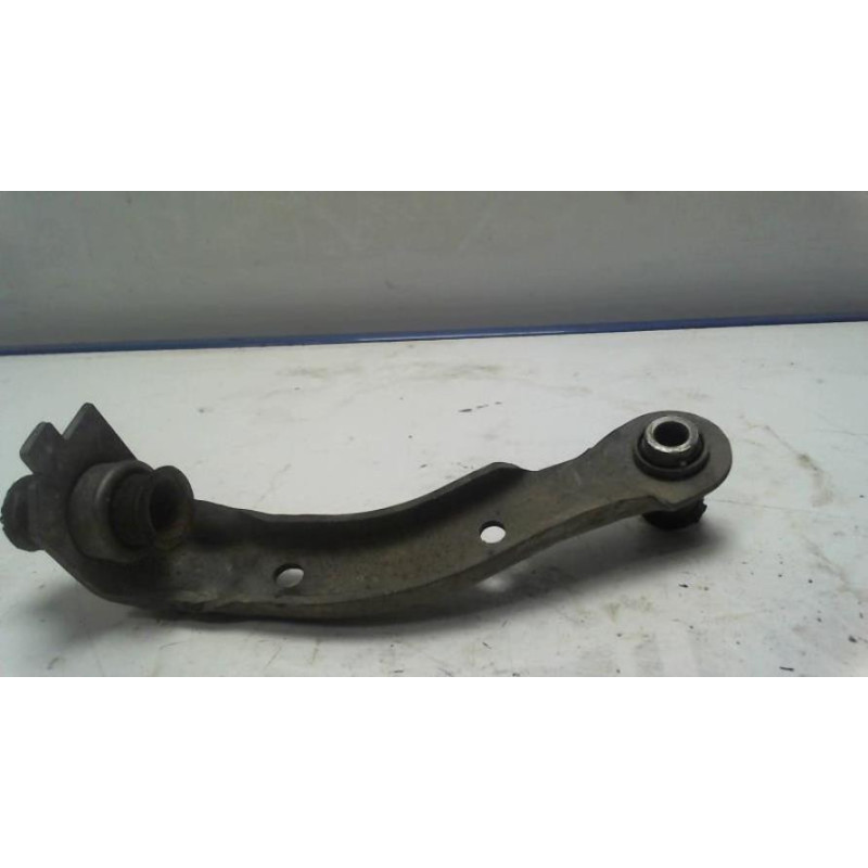 Support moteur droit RENAULT CLIO 3 PHASE 2 d’occasion