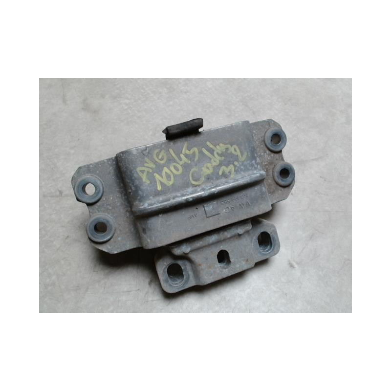 Support moteur gauche VOLKSWAGEN CADDY 3 PHASE 2 d’occasion