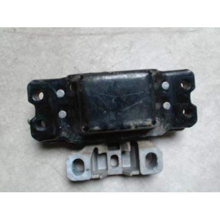 Support moteur gauche VOLKSWAGEN CADDY 3 PHASE 2 d’occasion