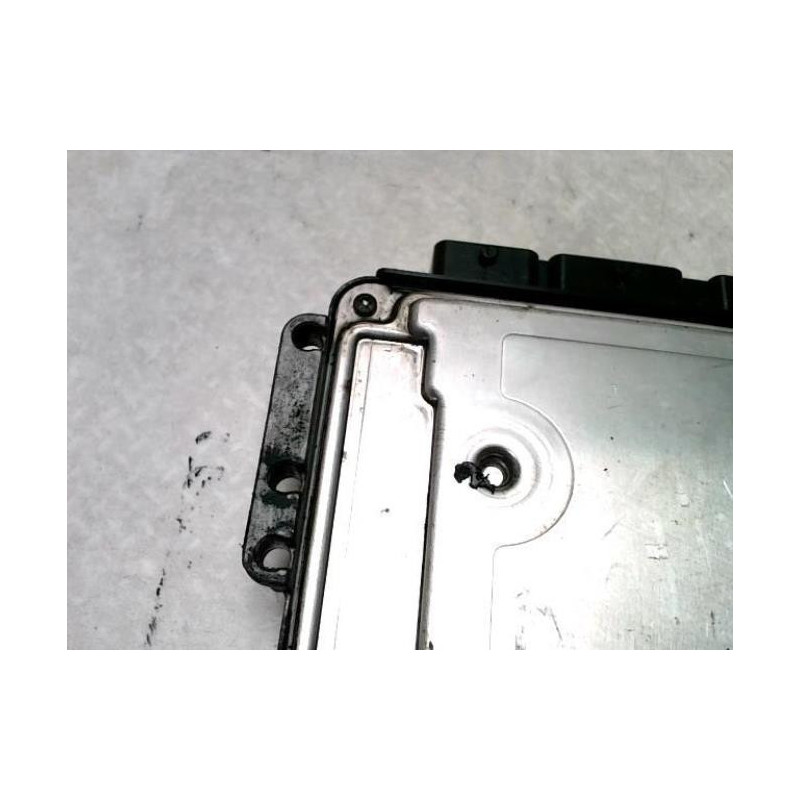 Calculateur moteur CITROEN BERLINGO 1 PHASE 2 d’occasion