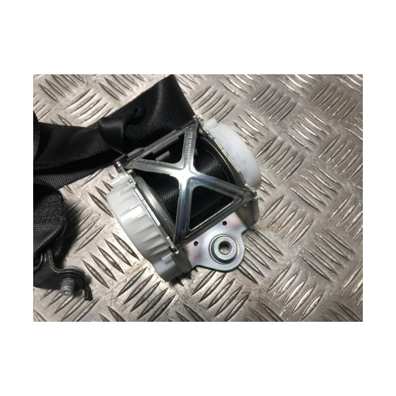 Ceinture avant droit BMW SERIE 1 F20 PHASE 1 d’occasion