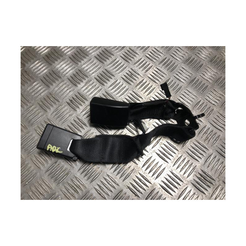Attache ceinture arriere droit BMW SERIE 1 F20 PHASE 1 d’occasion