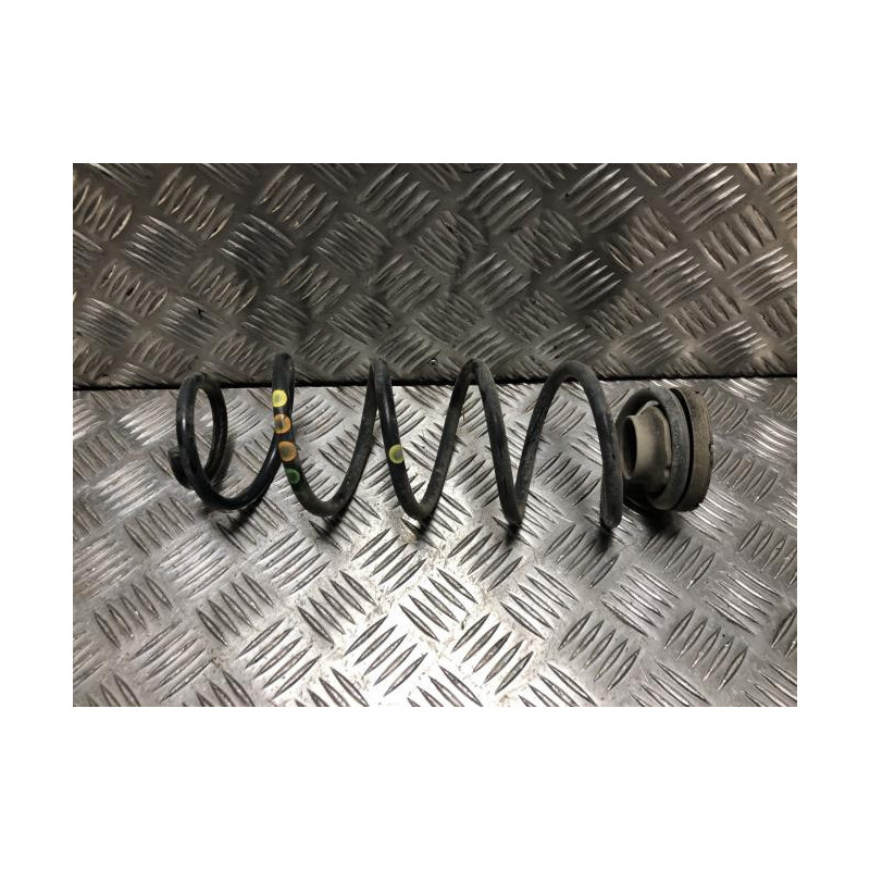 Ressort de suspension arriere VOLKSWAGEN UP PHASE 1 d’occasion