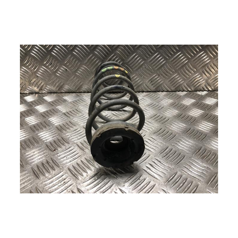 Ressort de suspension arriere VOLKSWAGEN UP PHASE 1 d’occasion