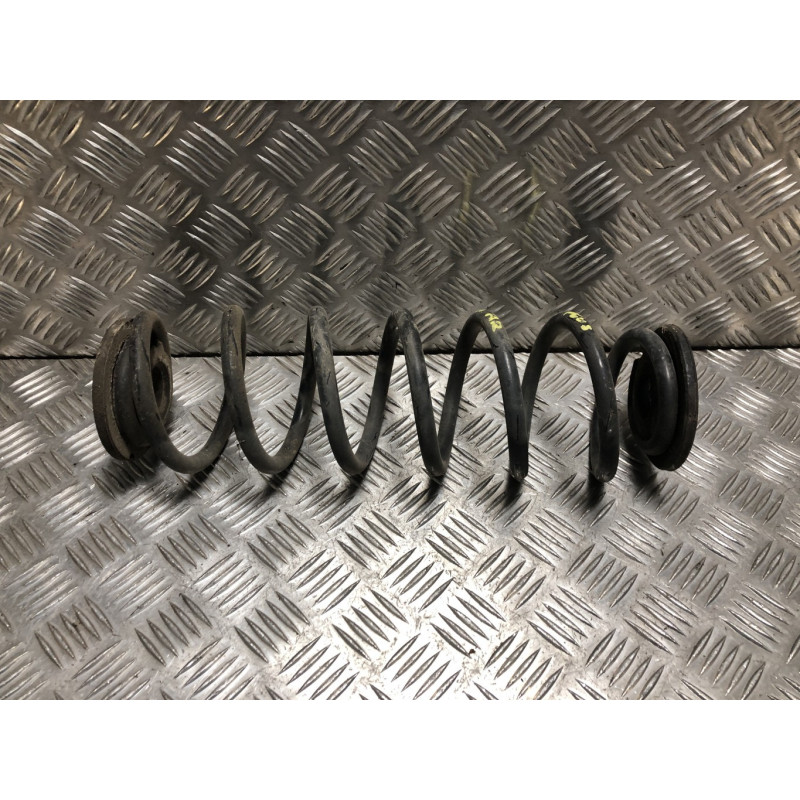 Ressort de suspension arriere VOLKSWAGEN GOLF PLUS PHASE 1 d’occasion