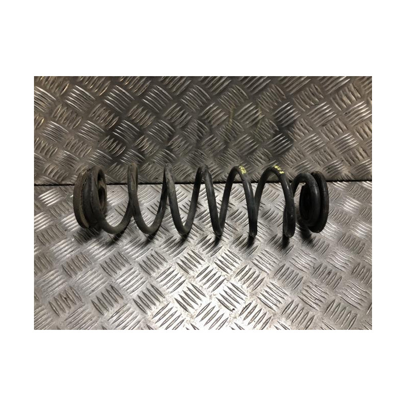 Ressort de suspension arriere VOLKSWAGEN GOLF PLUS PHASE 1 d’occasion