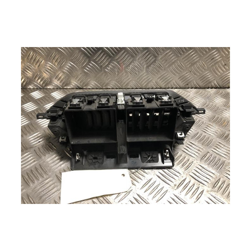 Aerateur tableau de bord PEUGEOT 2008 2 d’occasion
