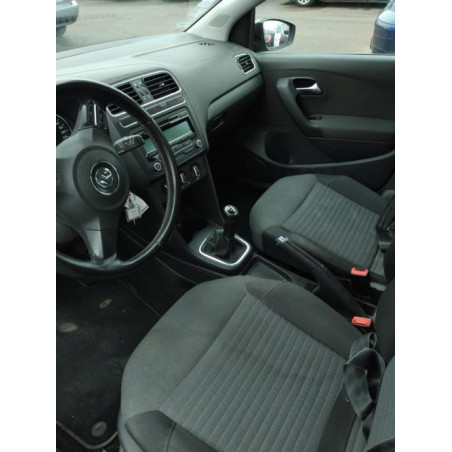 Autoradio d'origine VOLKSWAGEN POLO 5 PHASE 1 d’occasion