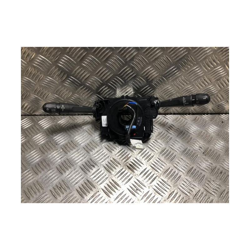 Com (Bloc Contacteur Tournant+Commodo Essuie Glace+Commodo Phare) CITROEN C4 CACTUS d’occasion