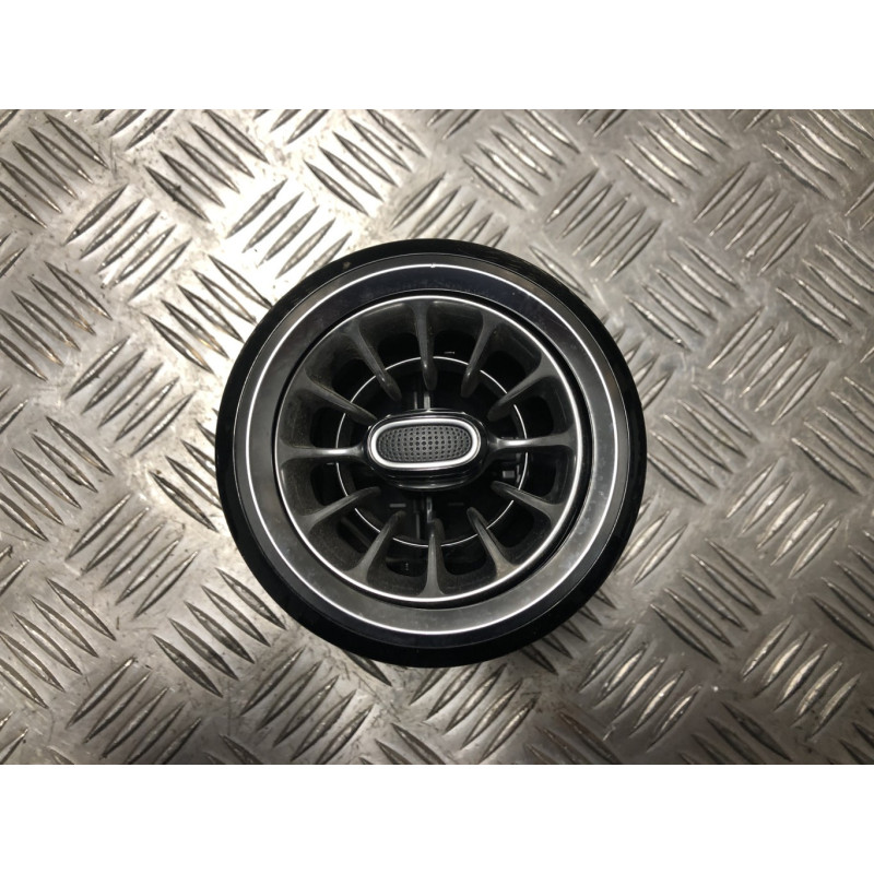 Aerateur tableau de bord avant gauche MERCEDES CLASSE GLB 247 d’occasion