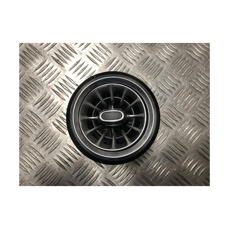 Aerateur tableau de bord avant gauche MERCEDES CLASSE GLB 247 d’occasion