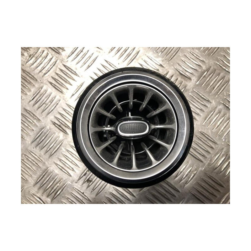 Aerateur tableau de bord avant droit MERCEDES CLASSE GLB 247 d’occasion